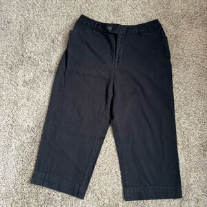 St John's Bay Black Women's Chino Capris Size 8